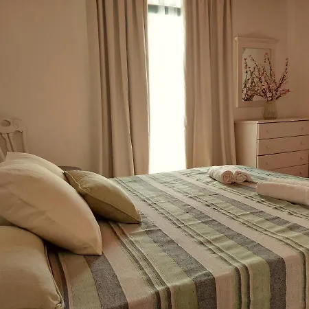 Casa de Férias Casa Flor De Sal - Moradia No Centro De Faro!