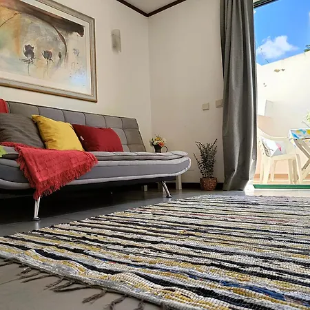 Casa Flor De Sal - Moradia No Centro De Faro! *