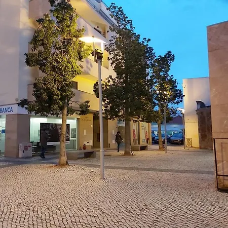Vakantiehuis Casa Flor De Sal - Moradia No Centro De Faro!
